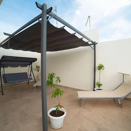 Mandorlo Bianco Bed & Breakfast *
